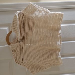 Forever 21 knit cropped hooded top. Size large